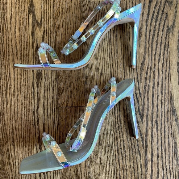 Schutz Pietra Faux Pearl-Embellished Iridescent Vinyl Sandals Size 11 - Picture 5 of 13